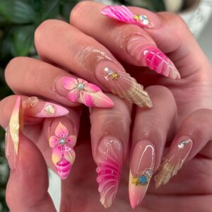 Uñas Almendra de Mar con Conchas y Flores AA151 – Estilo Océano