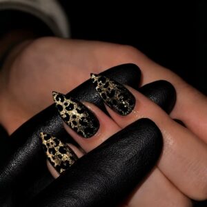 Uñas de Leopardo Negro y Dorado XZ108 – Estilo Baddie
